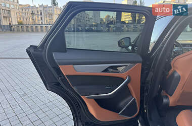 Позашляховик / Кросовер Jaguar F-Pace 2023 в 