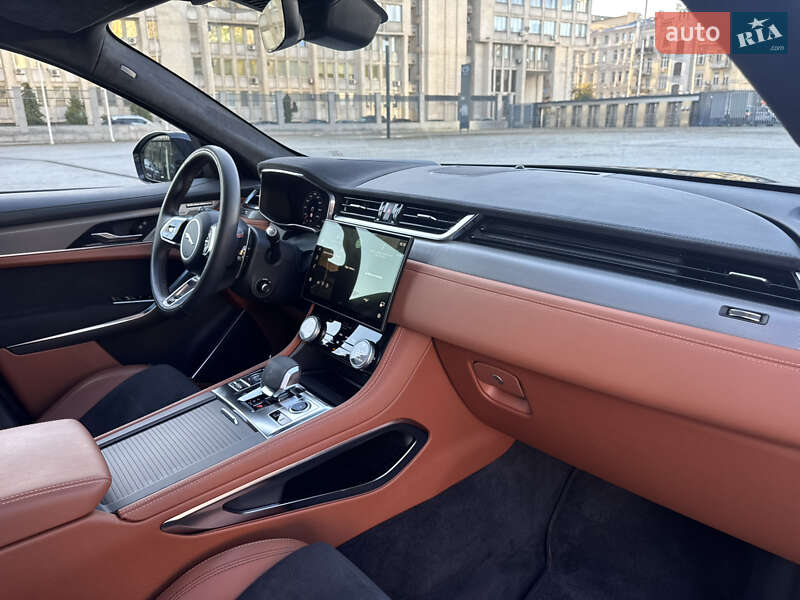 Внедорожник / Кроссовер Jaguar F-Pace 2023 в Киеве