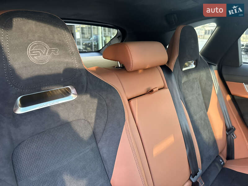 Внедорожник / Кроссовер Jaguar F-Pace 2023 в Киеве