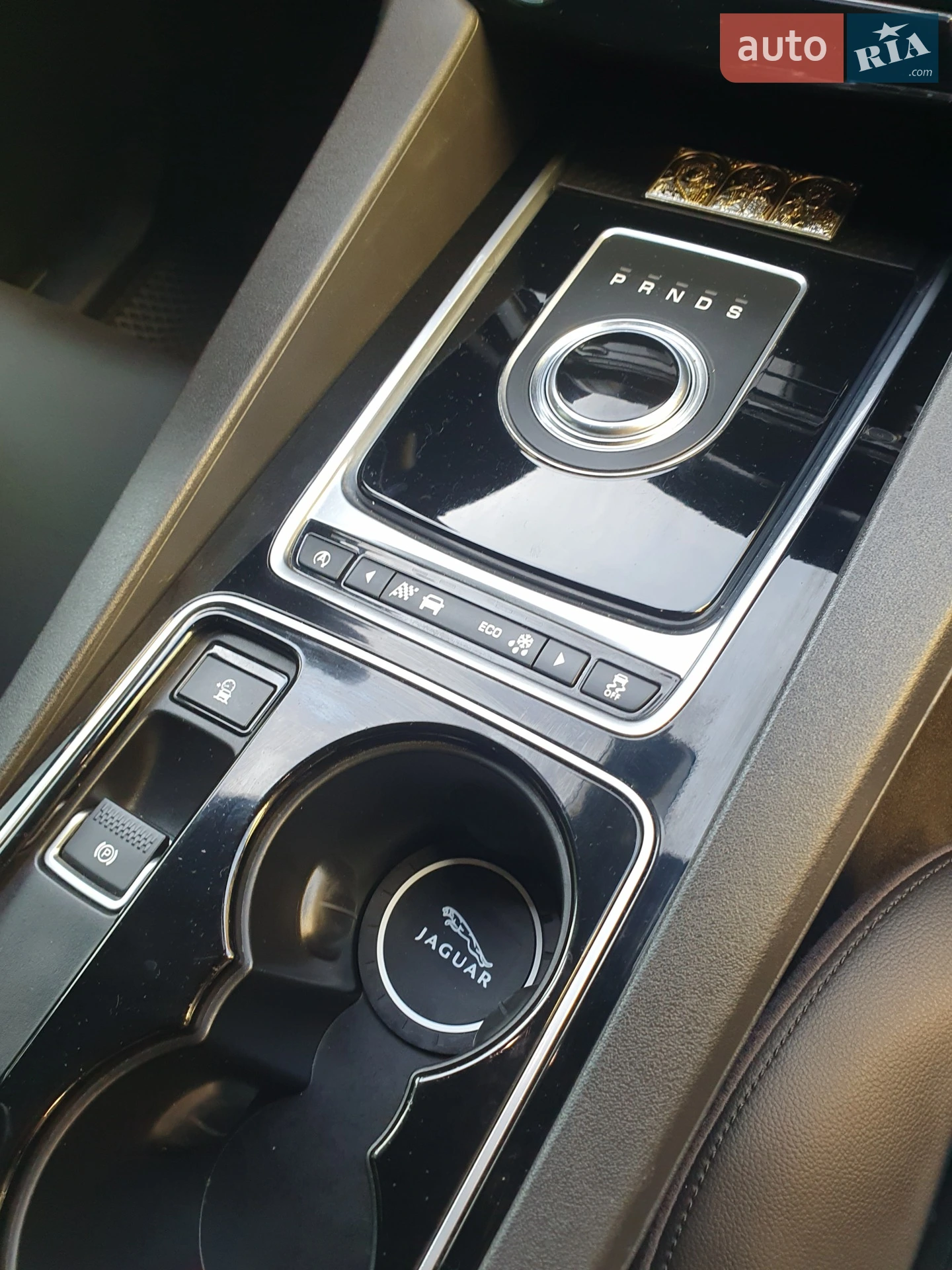 2017 Jaguar F-Pace - мініатюра 29