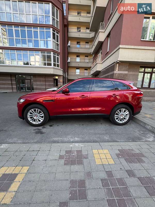 Внедорожник / Кроссовер Jaguar F-Pace 2016 в Киеве