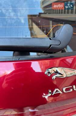 Внедорожник / Кроссовер Jaguar F-Pace 2016 в 
