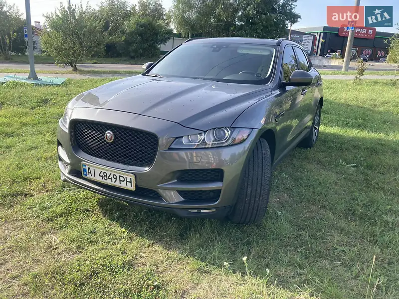 Jaguar F-Pace