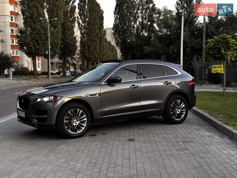 Позашляховик / Кросовер Jaguar F-Pace 2017 в Кременчуці