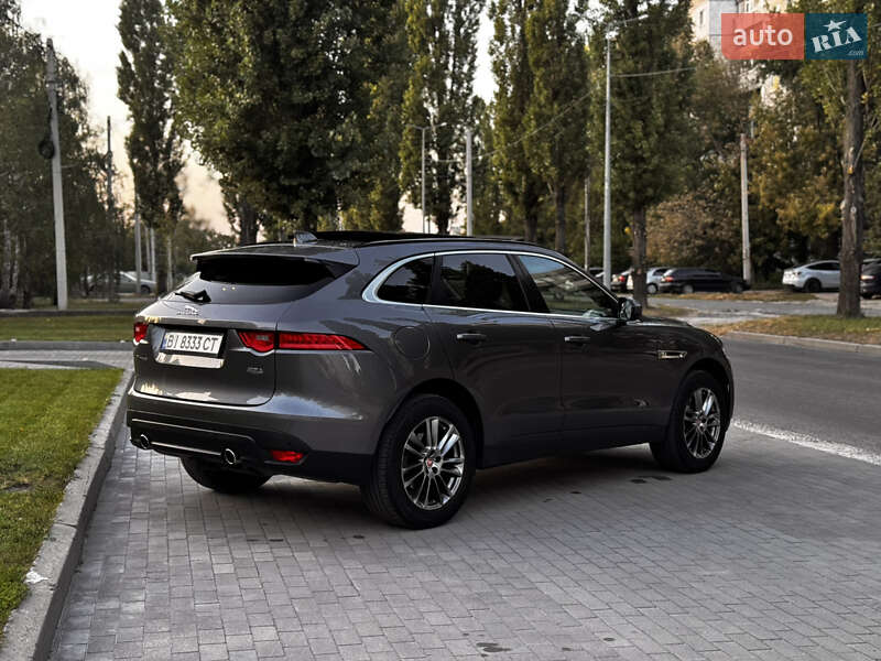 Позашляховик / Кросовер Jaguar F-Pace 2017 в Кременчуці