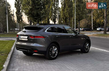 Позашляховик / Кросовер Jaguar F-Pace 2017 в 