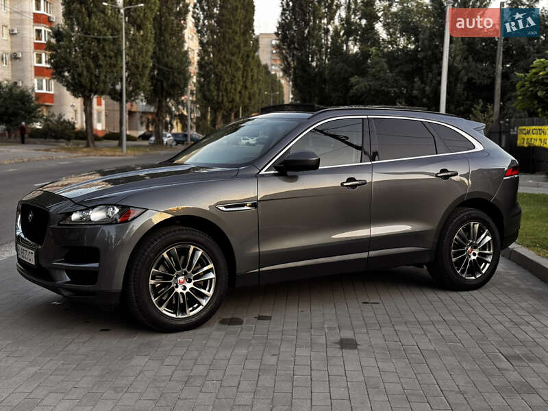 Позашляховик / Кросовер Jaguar F-Pace 2017 в Кременчуці