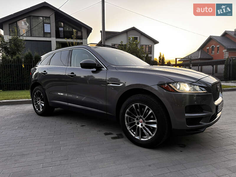 Позашляховик / Кросовер Jaguar F-Pace 2017 в Кременчуці