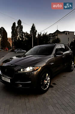 Позашляховик / Кросовер Jaguar F-Pace 2017 в 