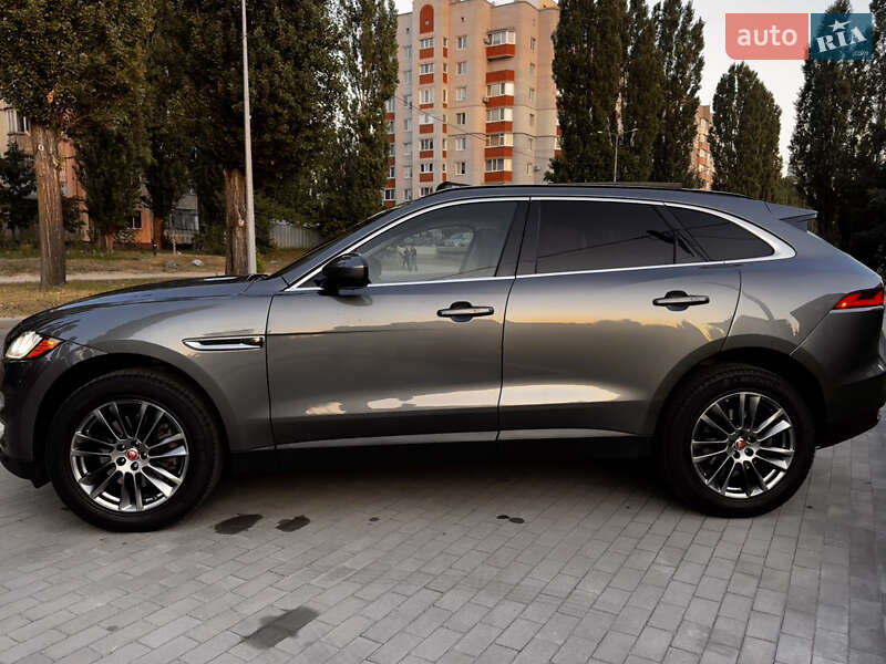 Позашляховик / Кросовер Jaguar F-Pace 2017 в Кременчуці