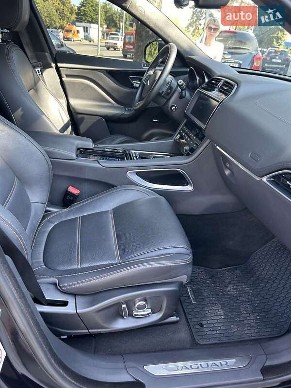 Внедорожник / Кроссовер Jaguar F-Pace 2018 в Полтаве