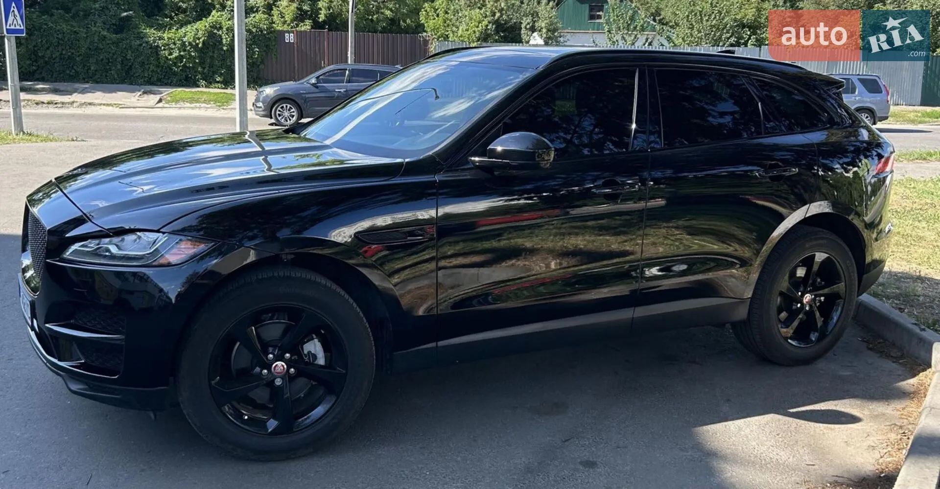 2018 Jaguar F-Pace - мініатюра 13