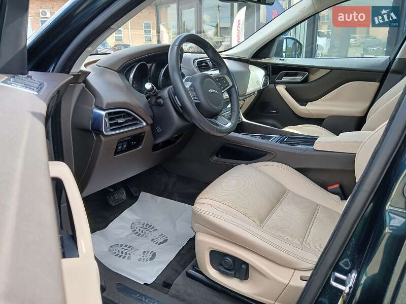 Внедорожник / Кроссовер Jaguar F-Pace 2018 в Луцке