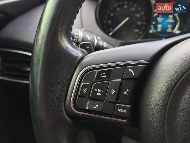 Позашляховик / Кросовер Jaguar F-Pace 2018 в Дніпрі