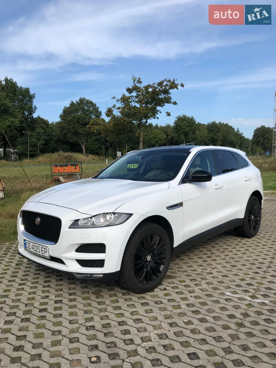 2016 Jaguar F-Pace - мініатюра 17