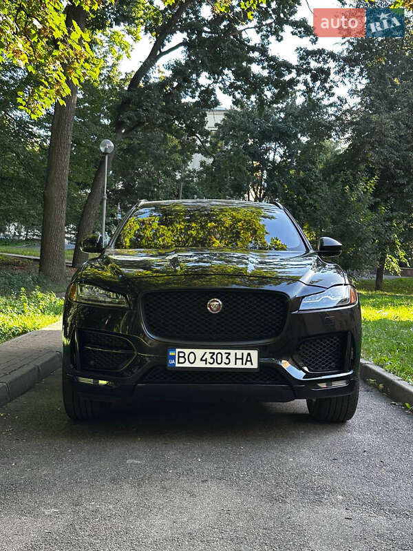 Позашляховик / Кросовер Jaguar F-Pace 2017 в Києві
