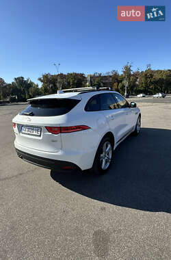 Позашляховик / Кросовер Jaguar F-Pace 2017 в 