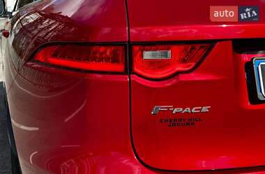 Позашляховик / Кросовер Jaguar F-Pace 2018 в 