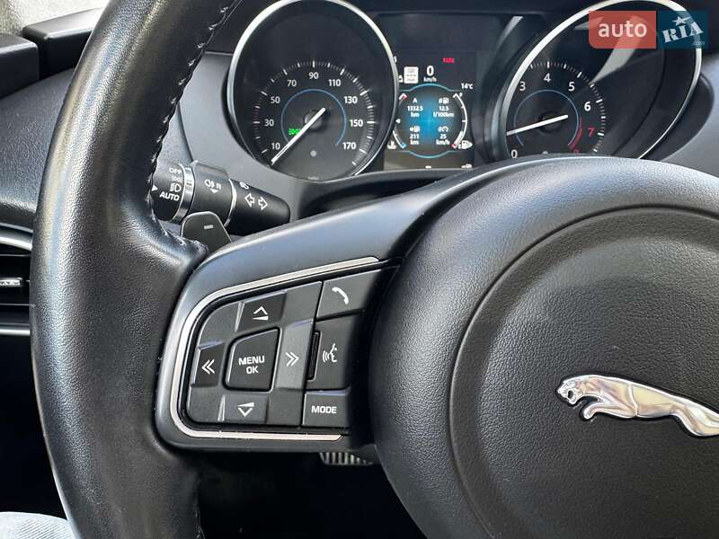 Позашляховик / Кросовер Jaguar F-Pace 2018 в Києві