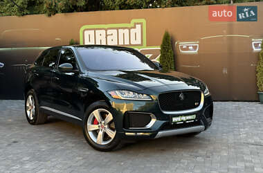 Внедорожник / Кроссовер Jaguar F-Pace 2016 в 