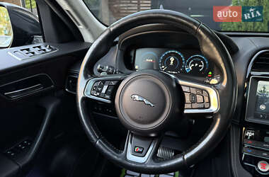 Внедорожник / Кроссовер Jaguar F-Pace 2016 в 