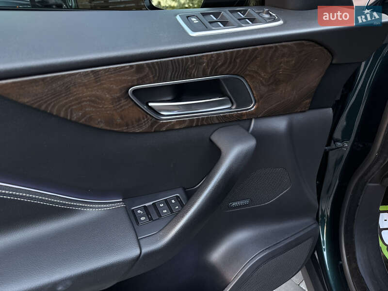 Позашляховик / Кросовер Jaguar F-Pace 2016 в Києві