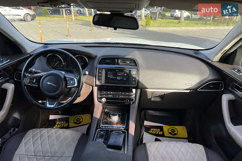 Внедорожник / Кроссовер Jaguar F-Pace 2017 в Львове