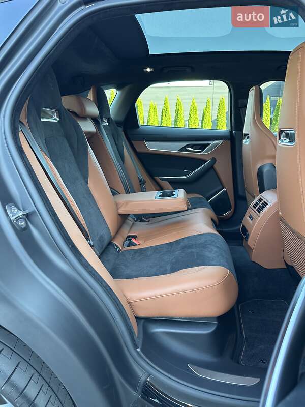 Позашляховик / Кросовер Jaguar F-Pace 2023 в Києві