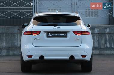 Внедорожник / Кроссовер Jaguar F-Pace 2018 в 