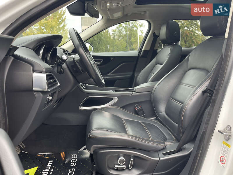 Внедорожник / Кроссовер Jaguar F-Pace 2019 в Киеве