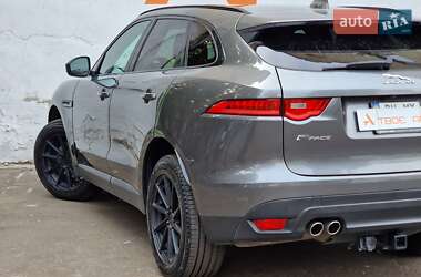Позашляховик / Кросовер Jaguar F-Pace 2016 в 