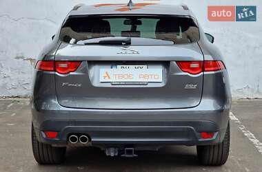 Позашляховик / Кросовер Jaguar F-Pace 2016 в 
