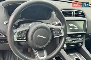 Позашляховик / Кросовер Jaguar F-Pace 2020 в 