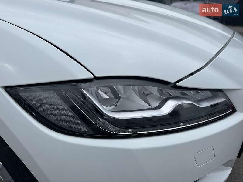 Позашляховик / Кросовер Jaguar F-Pace 2020 в Києві