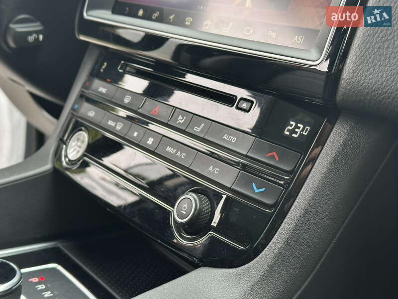 Внедорожник / Кроссовер Jaguar F-Pace 2018 в Одессе