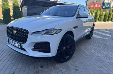 Позашляховик / Кросовер Jaguar F-Pace 2021 в 