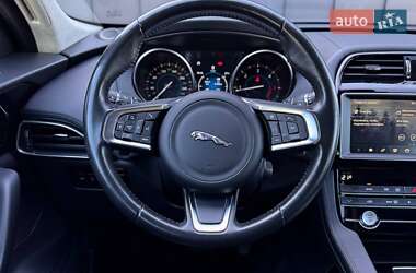 Позашляховик / Кросовер Jaguar F-Pace 2020 в 