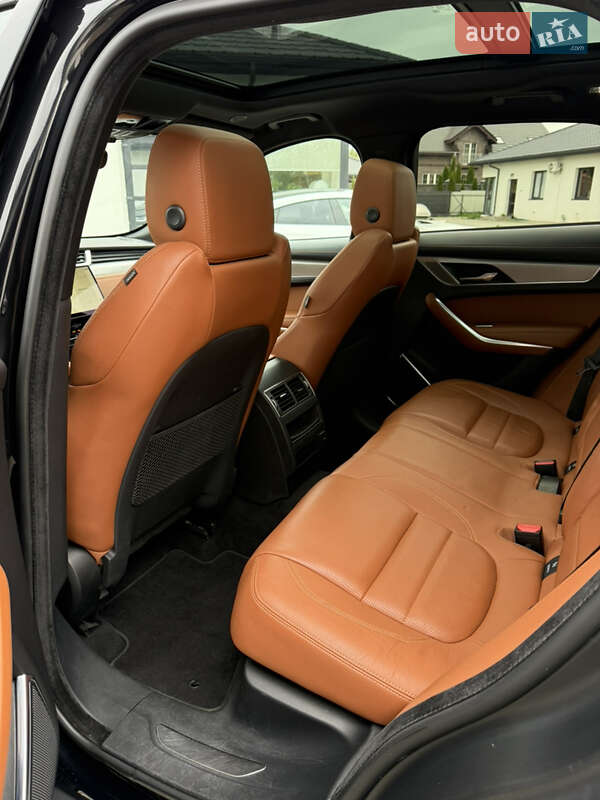 Внедорожник / Кроссовер Jaguar F-Pace 2021 в Луцке