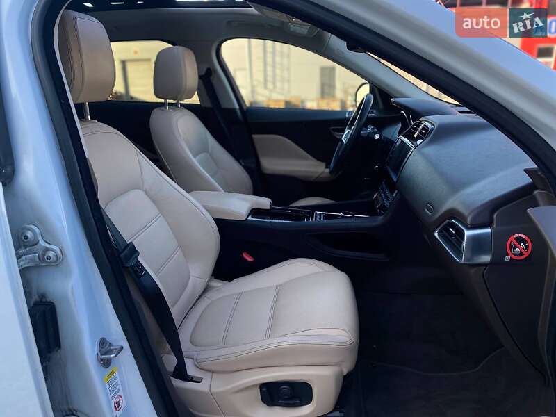 Внедорожник / Кроссовер Jaguar F-Pace 2017 в Киеве фото 25 Внедорожник / Кроссовер Jaguar F-Pace 2017 в Киеве