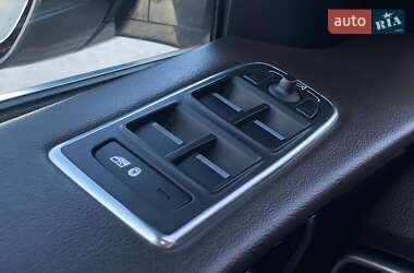 Позашляховик / Кросовер Jaguar F-Pace 2017 в 