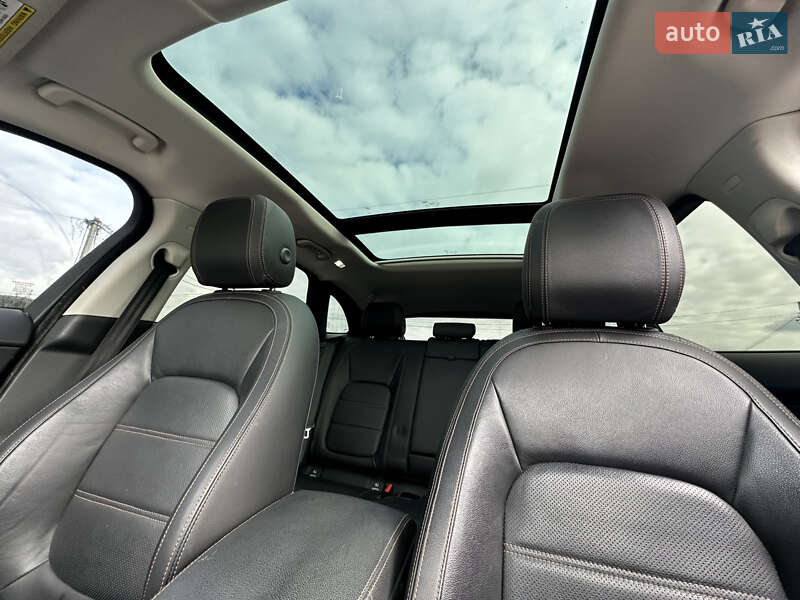 Позашляховик / Кросовер Jaguar F-Pace 2017 в Луцьку