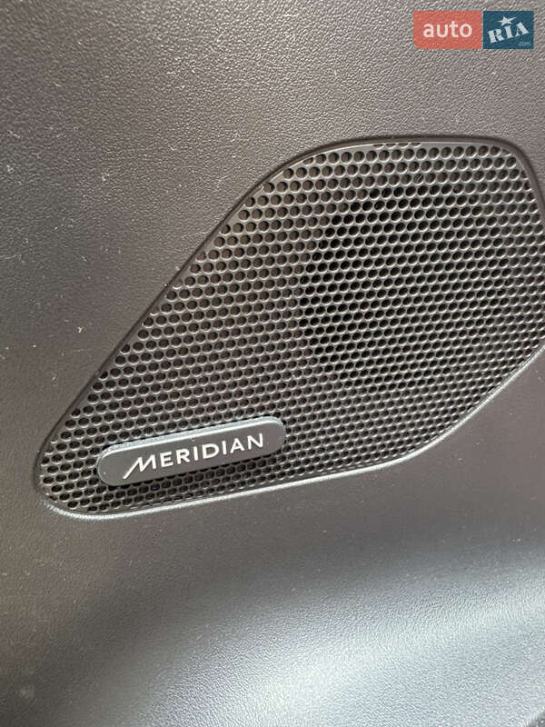 Позашляховик / Кросовер Jaguar F-Pace 2016 в Сумах фото 22 Позашляховик / Кросовер Jaguar F-Pace 2016 в Сумах