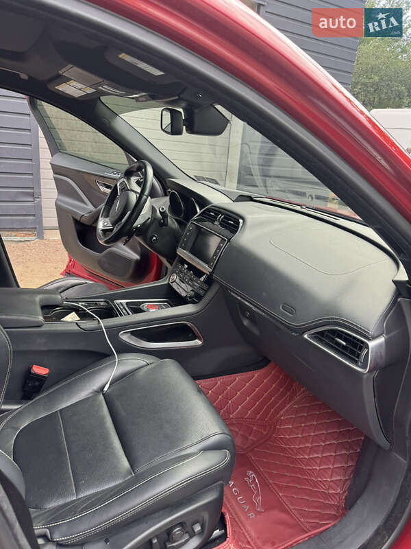 Позашляховик / Кросовер Jaguar F-Pace 2016 в Сумах фото 39 Позашляховик / Кросовер Jaguar F-Pace 2016 в Сумах