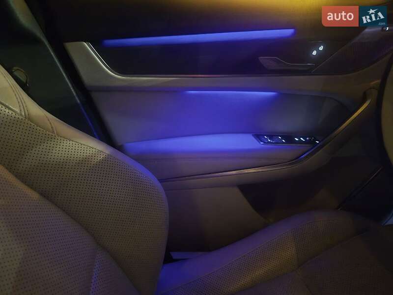 Позашляховик / Кросовер Jaguar F-Pace 2022 в Києві фото 14 Позашляховик / Кросовер Jaguar F-Pace 2022 в Києві