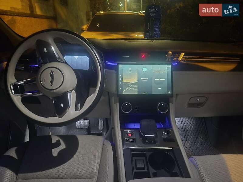 Позашляховик / Кросовер Jaguar F-Pace 2022 в Києві фото 15 Позашляховик / Кросовер Jaguar F-Pace 2022 в Києві