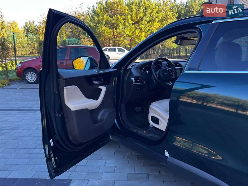 Позашляховик / Кросовер Jaguar F-Pace 2018 в Луцьку фото 13 Позашляховик / Кросовер Jaguar F-Pace 2018 в Луцьку