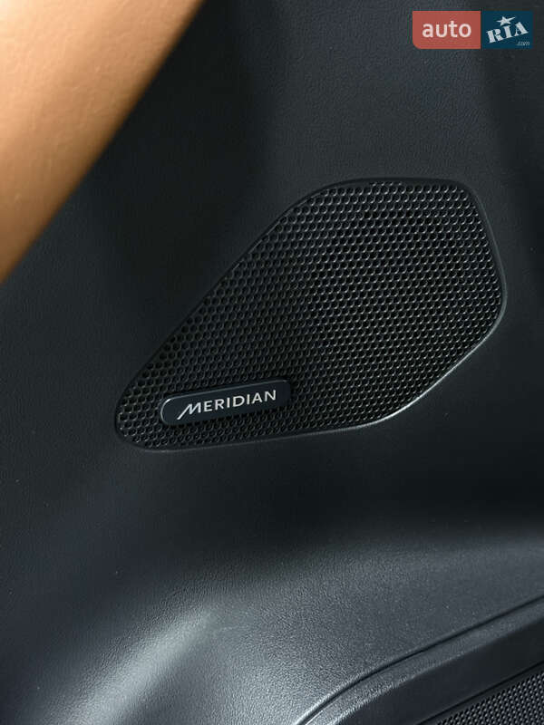 Внедорожник / Кроссовер Jaguar F-Pace 2016 в Одессе фото 25 Внедорожник / Кроссовер Jaguar F-Pace 2016 в Одессе