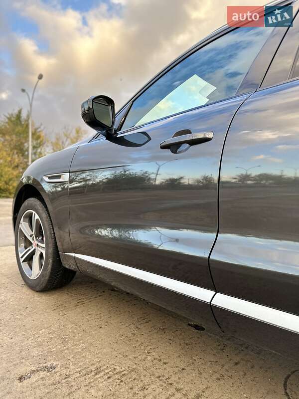 Внедорожник / Кроссовер Jaguar F-Pace 2018 в Южноукраинске фото 2 Внедорожник / Кроссовер Jaguar F-Pace 2018 в Южноукраинске