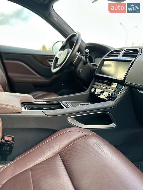 Внедорожник / Кроссовер Jaguar F-Pace 2018 в Южноукраинске фото 36 Внедорожник / Кроссовер Jaguar F-Pace 2018 в Южноукраинске