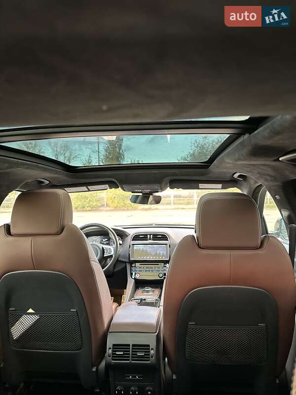 Внедорожник / Кроссовер Jaguar F-Pace 2018 в Южноукраинске фото 66 Внедорожник / Кроссовер Jaguar F-Pace 2018 в Южноукраинске